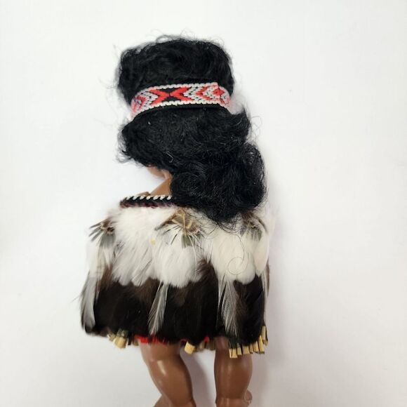 Vintage Parrs New Zealand Wahine Porcelain Doll 8" in Box - Picture 9 of 9